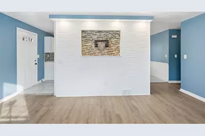 19 Emily St, Springfield, MA 01109 - Photo 9