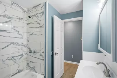 19 Emily St, Springfield, MA 01109 - Photo 15