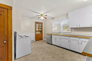 333 Groveland St, Abington, MA 02351 - Photo 5