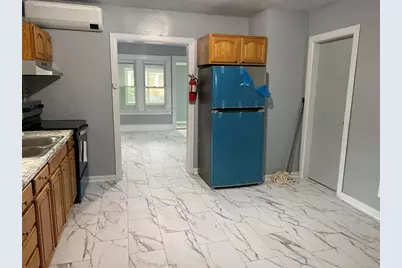 249 Commonwealth Ave #1, Springfield, MA 01108 - Photo 3