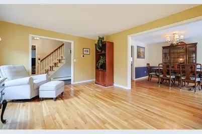 7 Hill Street, Medway, MA 02053 - Photo 17