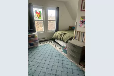 51 Acushnet Ave, Springfield, MA 01105 - Photo 15