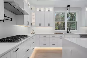 80 Wilson Rd, Bedford, MA 01730 - Photo 19