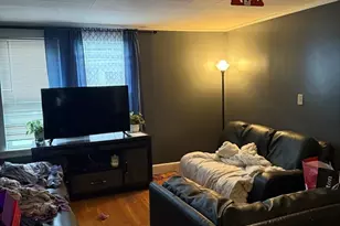 102 Weare St, Lawrence, MA 01840 - Photo 9