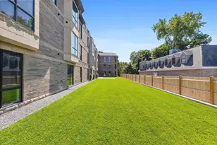 1114 Beacon St, Newton, MA 02641 - Photo 29