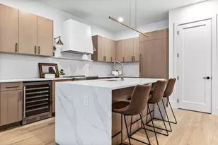 1114 Beacon St, Newton, MA 02641 - Photo 17