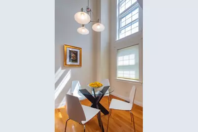 1077 Boylston St #1, Newton, MA 02461 - Photo 9