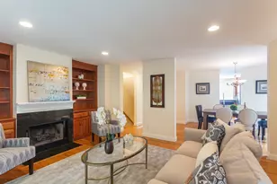 1077 Boylston St, Newton, MA 02461 - Photo 17