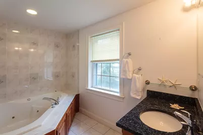 1077 Boylston St #1, Newton, MA 02461 - Photo 25