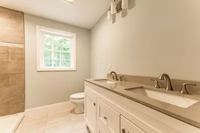 119 County Rd, Rochester, MA 02770 - Photo 9