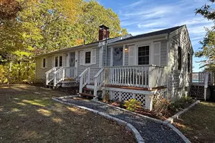 28 Swan Lake Rd, Yarmouth, MA 02673 - Photo 17