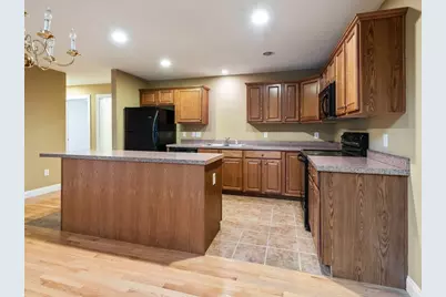 156 Hillside Village Dr #156, West Boylston, MA 01583 - Photo 9