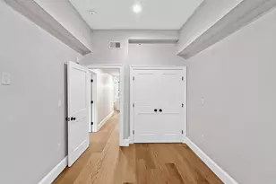 667 Tremont St, Boston, MA 02118 - Photo 19