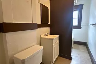 58 Lester, Springfield, MA 01108 - Photo 5