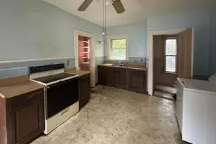 518 North St, Fitchburg, MA 01420 - Photo 11