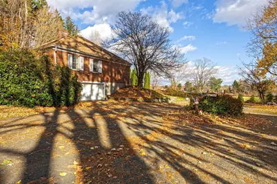 41 Woodbridge St, South Hadley, MA 01075 - Photo 31