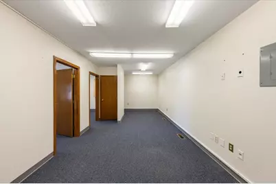 150 Westford, Tyngsborough, MA 01879 - Photo 17