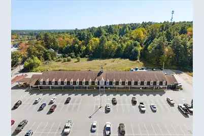 150 Westford, Tyngsborough, MA 01879 - Photo 3