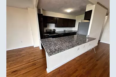 60 Longwood Ave #802, Brookline, MA 02446 - Photo 5