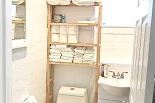 37 Telegraph St, Boston, MA 02127 - Photo 25