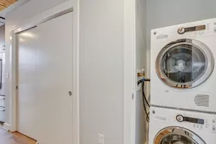 63 Melcher, Boston, MA 02210 - Photo 9