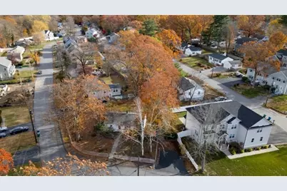 42 Lantern Ln, Burlington, MA 01803 - Photo 19