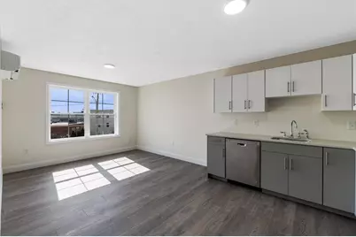 472 Essex Street #103, Lynn, MA 01902 - Photo 3