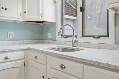 50 Bardwell, South Hadley, MA 01075 - Photo 13