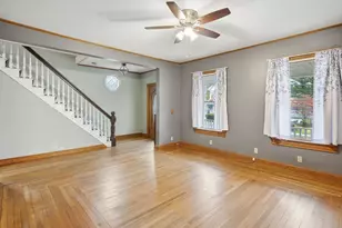 50 Bardwell, South Hadley, MA 01075 - Photo 5