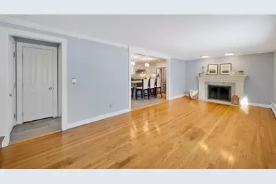 6 Cornwall St, Springfield, MA 01104 - Photo 5