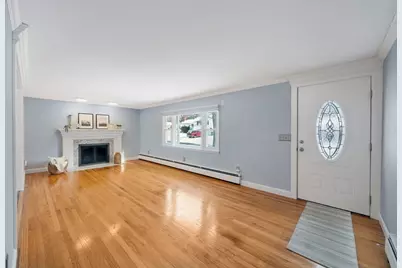 6 Cornwall St, Springfield, MA 01104 - Photo 3