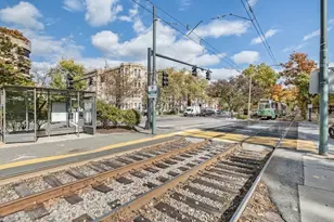 3 Englewood Ave, Brookline, MA 02445 - Photo 25