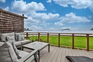 45 Raymond St, Manchester by the Sea, MA 01944 - Photo 13