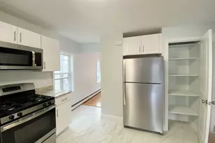 7 Sumner Pl, Boston, MA 02128 - Photo 5