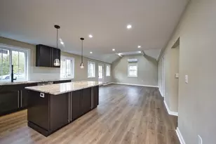 4 Water St, Lakeville, MA 02347 - Photo 15