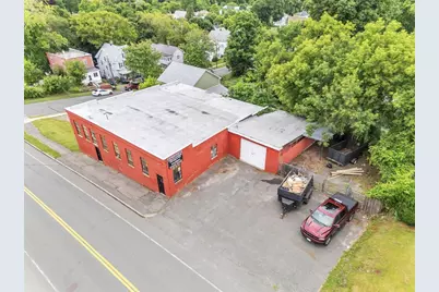 260 Columbus Ave, Pittsfield, MA 01202 - Photo 3