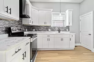 51 Mansfield St, Everett, MA 02149 - Photo 3