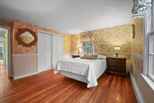 8 N Walker St, Taunton, MA 02780 - Photo 17