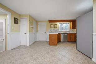 8 N Walker St, Taunton, MA 02780 - Photo 11