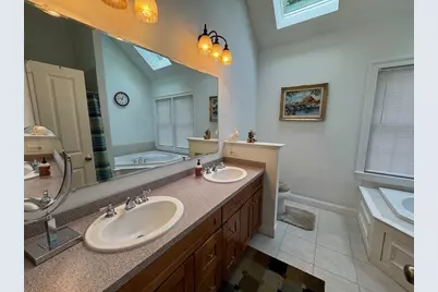 20 Coolidge Ave, Norwood, MA 02062 - Photo 11