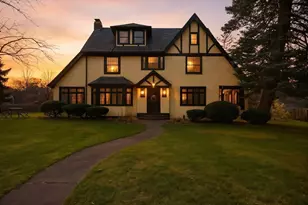 27 Lexington Ave, Holyoke, MA 01040 - Photo 41