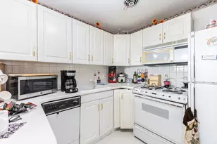 186 Lexington St, Watertown, MA 02472 - Photo 7