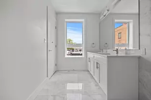 301 Border St, Boston, MA 02128 - Photo 13