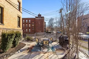 1763 Beacon St, Brookline, MA 02445 - Photo 15