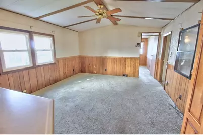 556 Central St #43, Leominster, MA 01453 - Photo 5