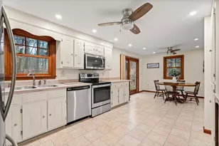 91 Century Way, Dunstable, MA 01827 - Photo 5