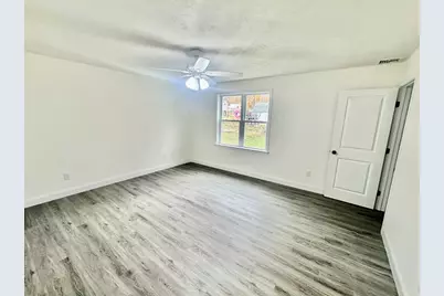 109 Navy Yard Rd, Dracut, MA 01826 - Photo 17