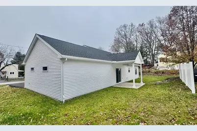 109 Navy Yard Rd, Dracut, MA 01826 - Photo 23