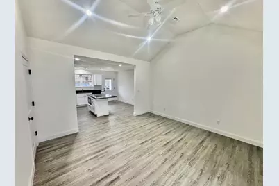 109 Navy Yard Rd, Dracut, MA 01826 - Photo 9