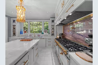 142 Crafts Road, Brookline, MA 02467 - Photo 5